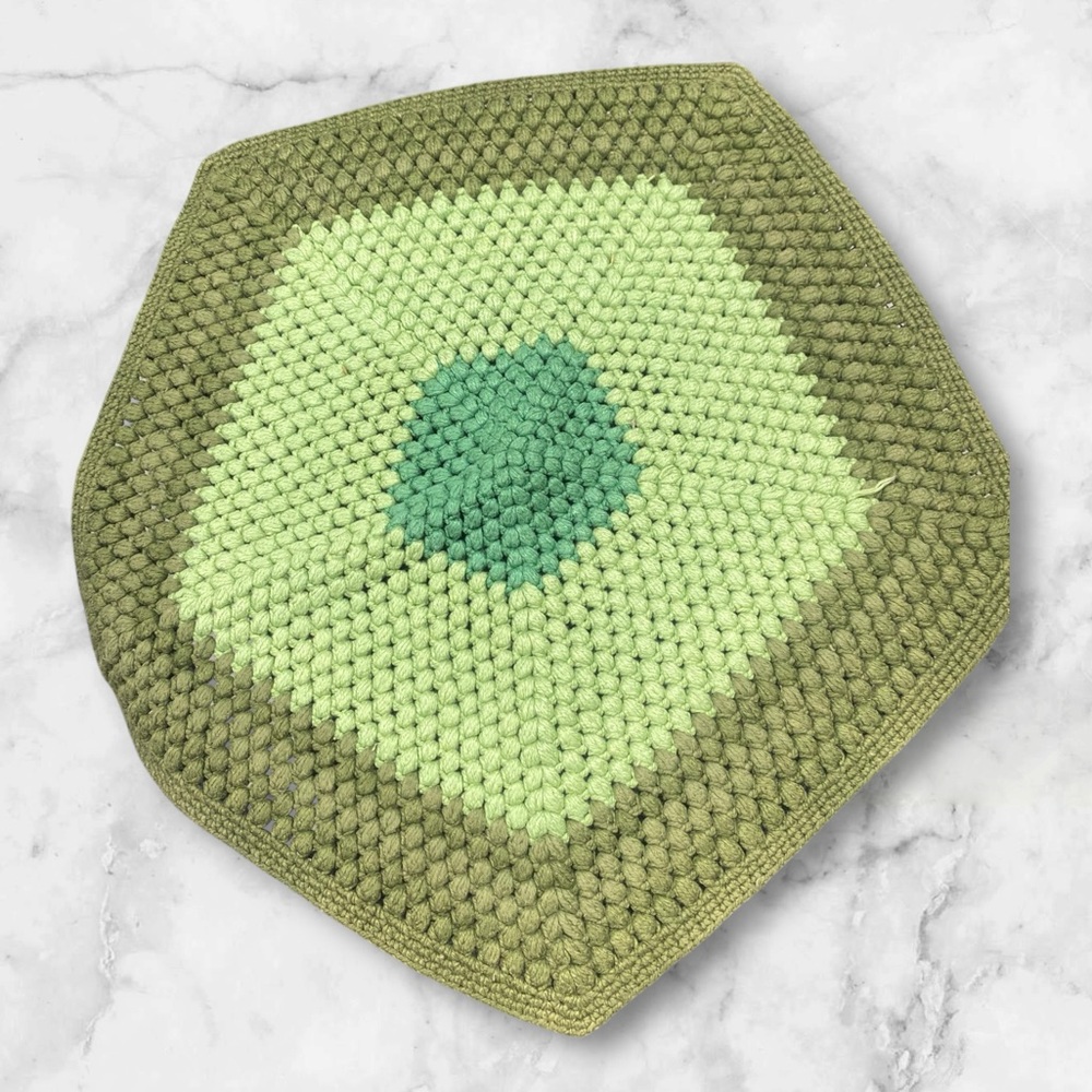5 point green rug handmade